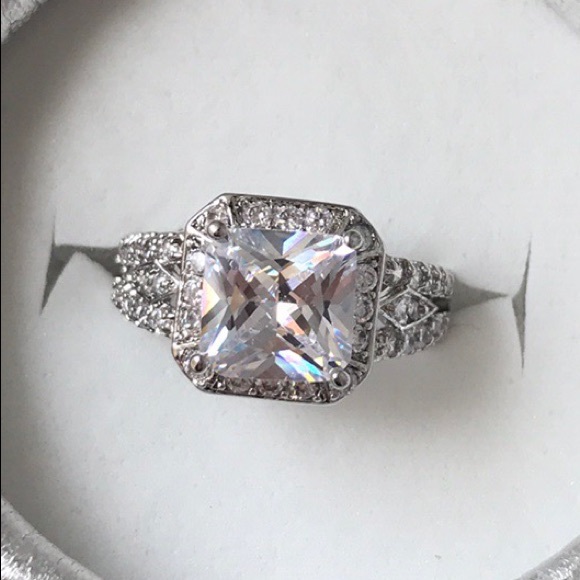 💍 - Picture 4 of 8